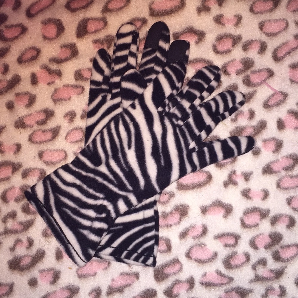 Zebra print gloves